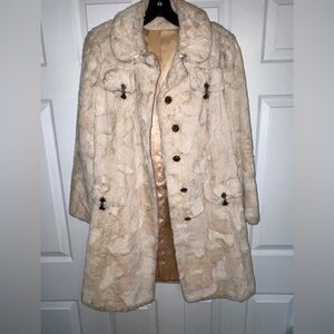 Vintage Union Made Women’s Cream Fur Coat
